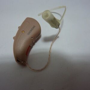 Siemens CARAT  0123 Single Replacement  RED Right Hearing Aid